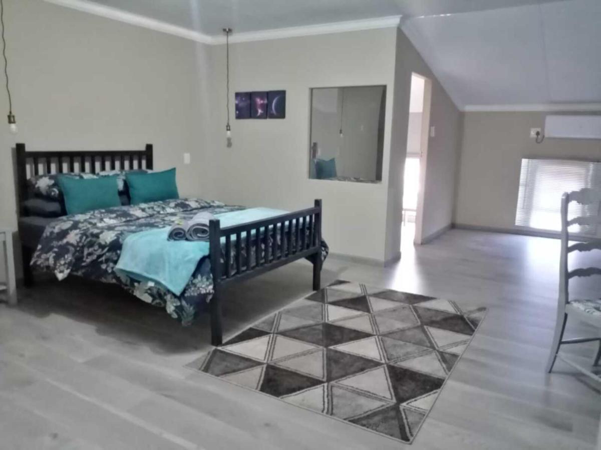 Wisteria Lane Guesthouse Postmasburg Exterior photo